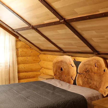 Highland House Chalet