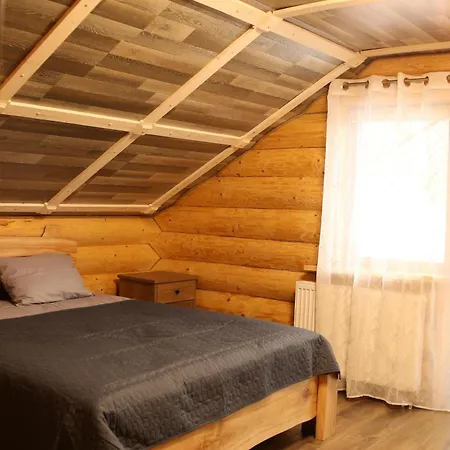 Highland House Podpolzye
