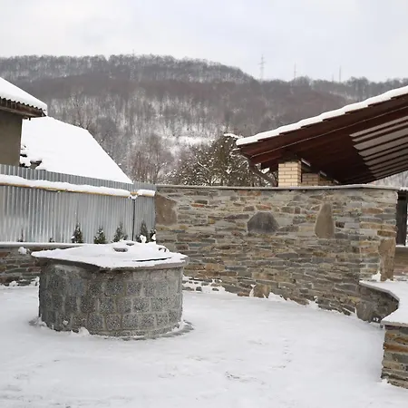Highland House Chalet Podpolzye