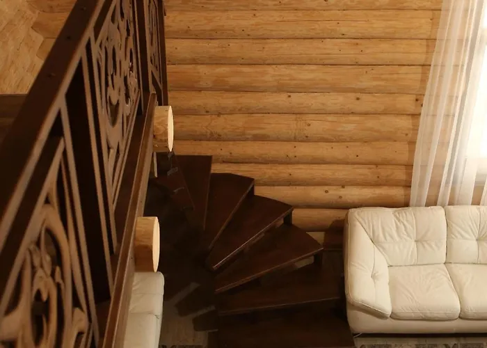 Highland House シャレー Podpolz'ye