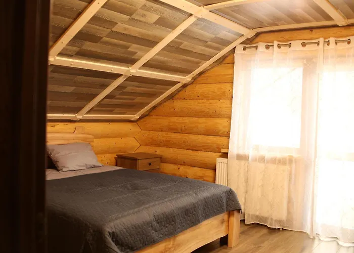 Highland House Podpolz'ye