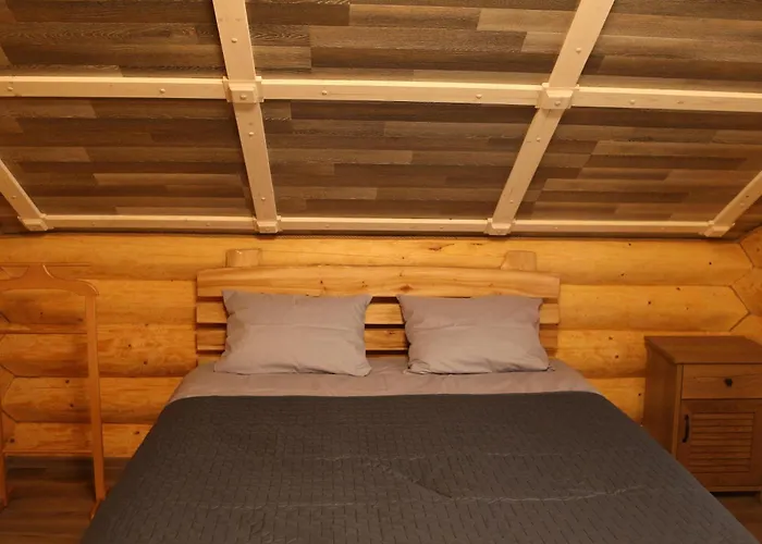 Highland House Podpolz'ye