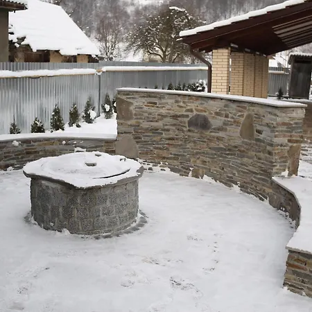 Highland House Dağ evi Podpolzye