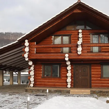 Dağ evi Highland House Podpolzye