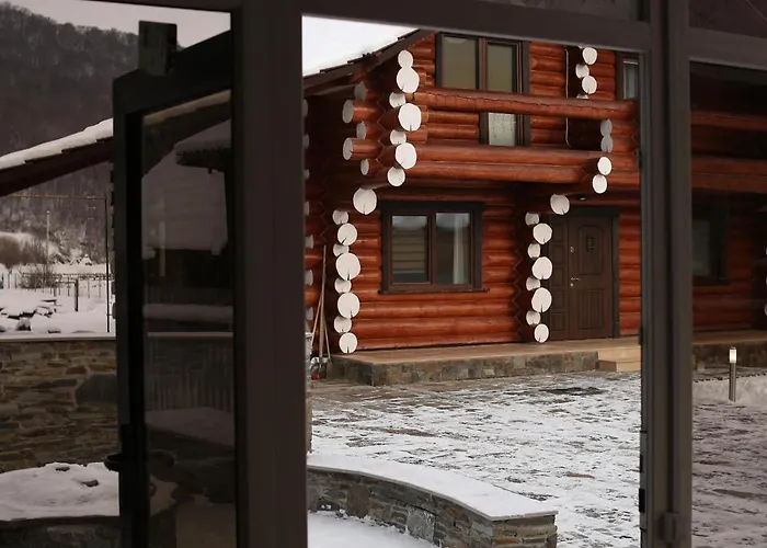 Highland House Podpolzye